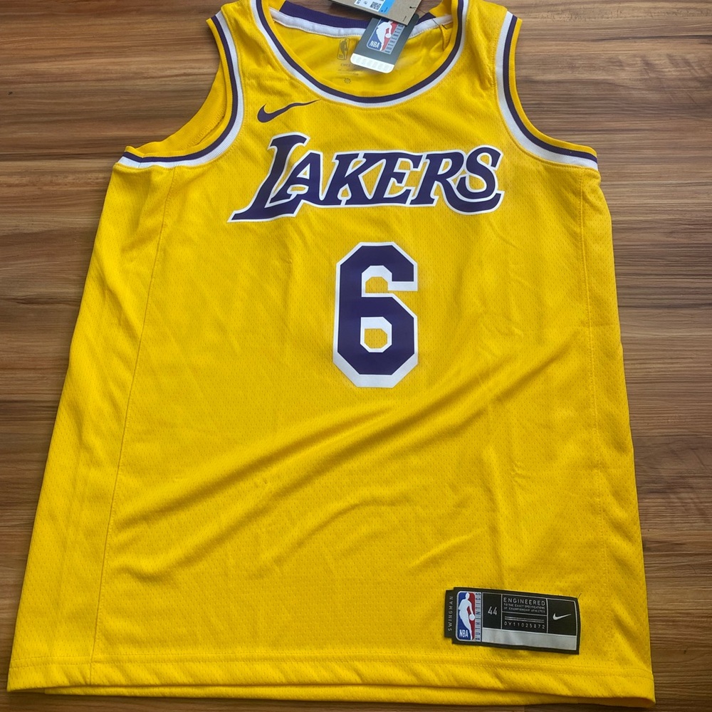 Nike LeBron James #6 Lakers Swingman Jersey Yellow Dri-Fit Size M new SB LA Los